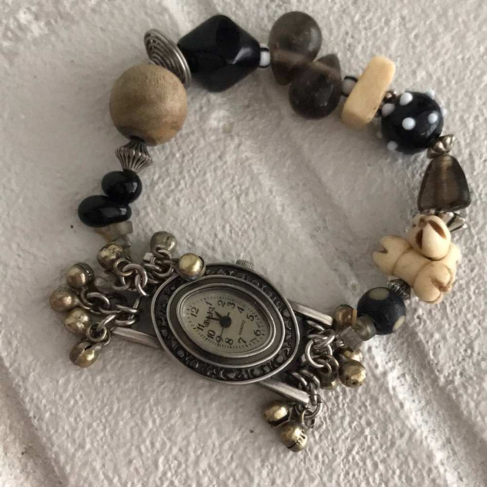 Cute jingling watch
